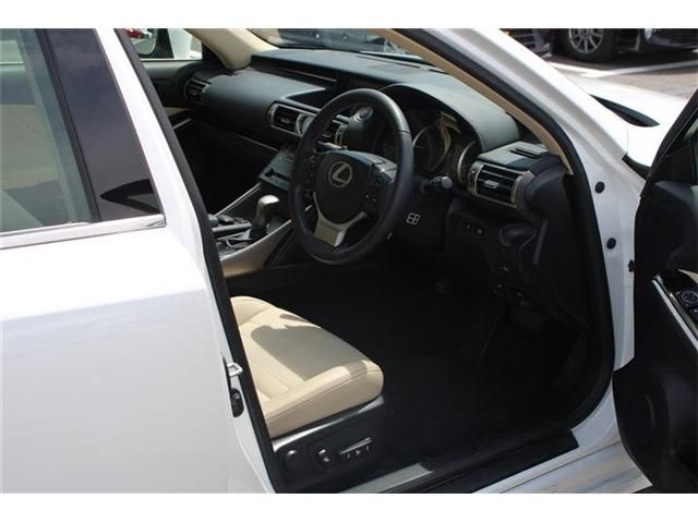 LEXUS IS250