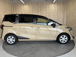 SIENTA HYBRID