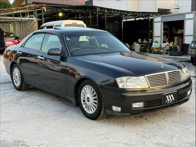 CEDRIC hardtop