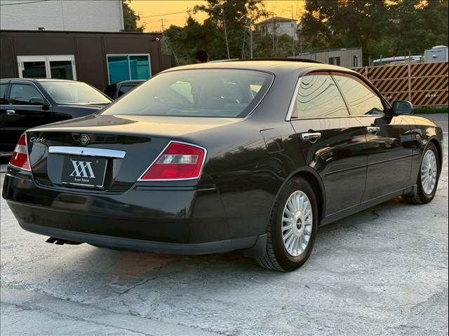 CEDRIC hardtop