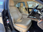 CROWN sedan hybrid