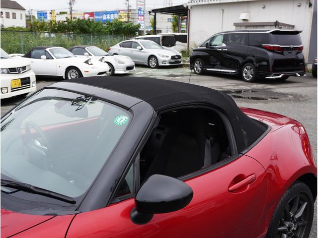 ROADSTER