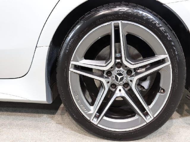 MERCEDES BENZ CLS class
