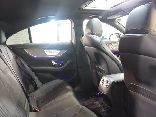 MERCEDES BENZ CLS class