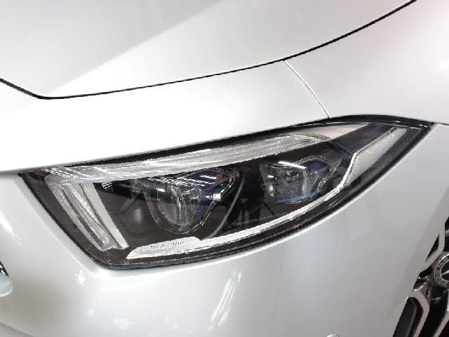 MERCEDES BENZ CLS class