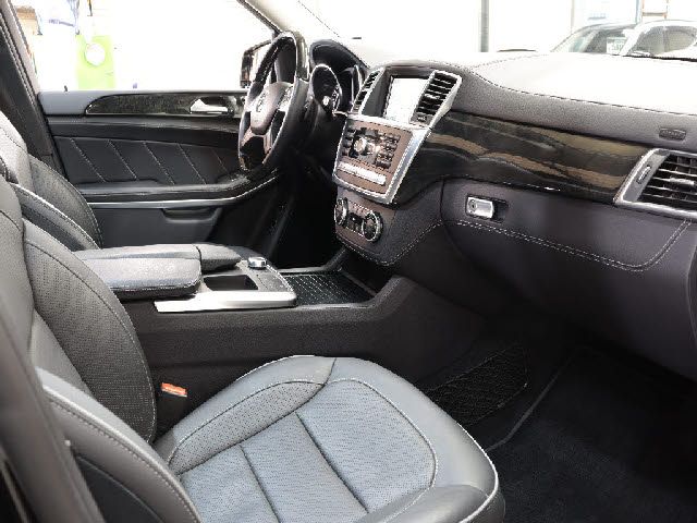MERCEDES BENZ GLS class