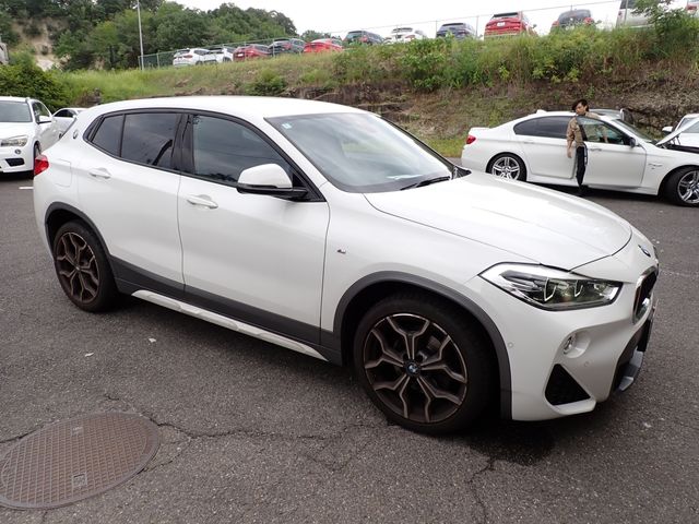 BMW X2