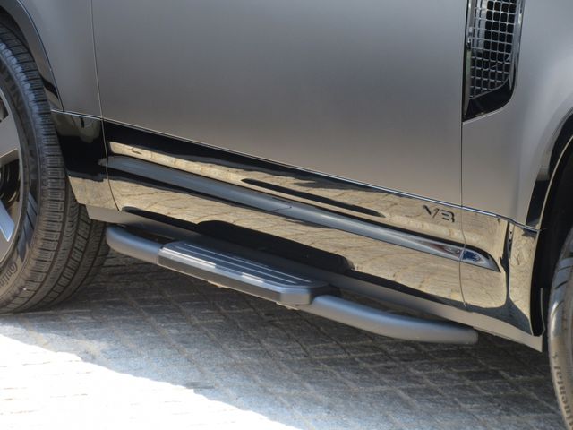 ROVER DEFENDER