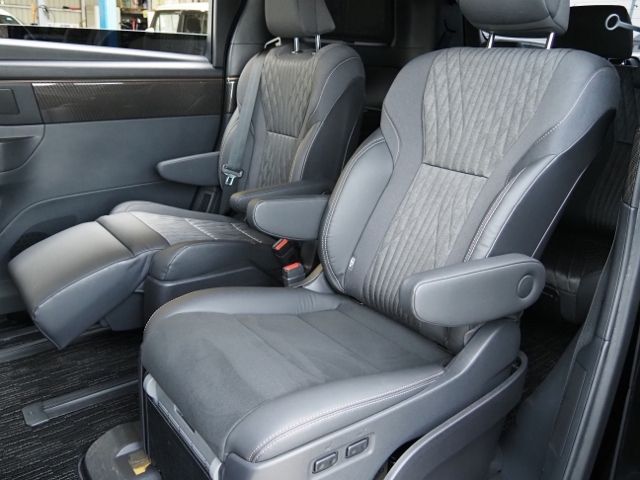ALPHARD hybrid 4WD