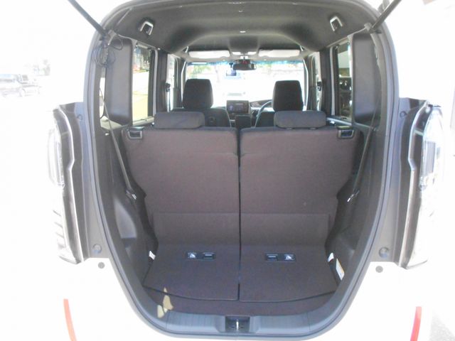 N BOX CUSTOM 4WD