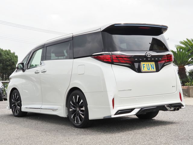 ALPHARD hybrid