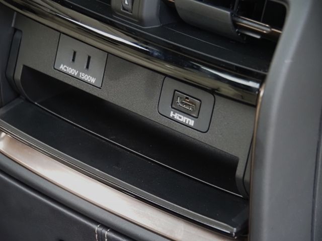 ALPHARD hybrid