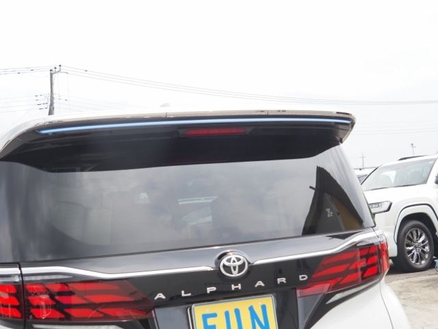 ALPHARD hybrid