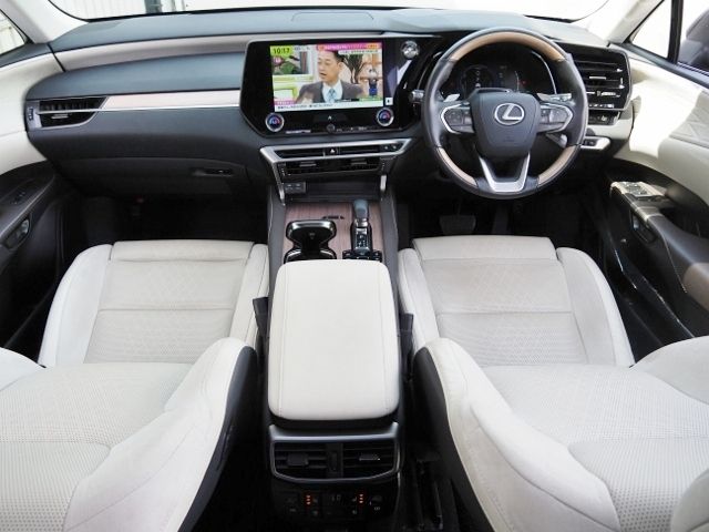 LEXUS RX450h+