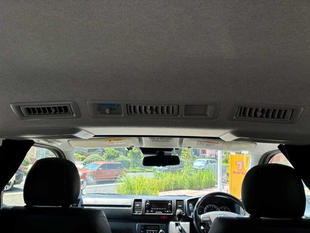 HIACE van 2WD