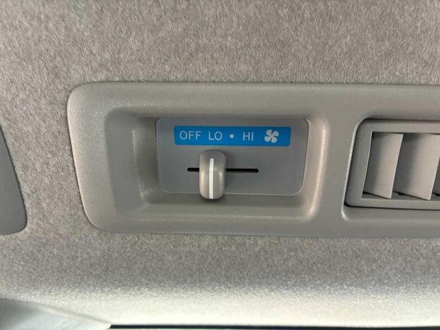 HIACE van 2WD