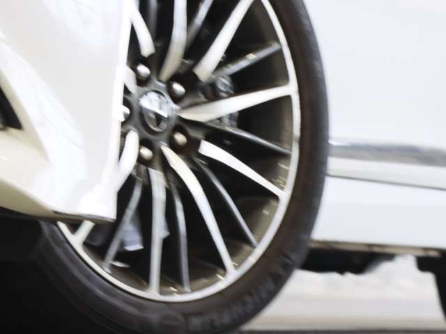 LEXUS LS600h