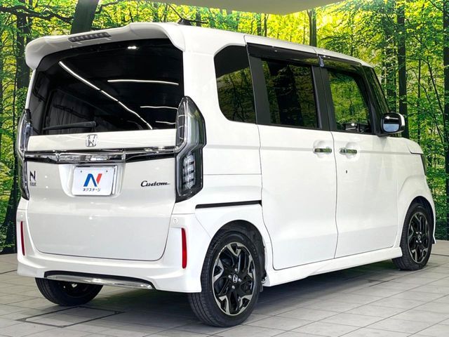 N BOX CUSTOM