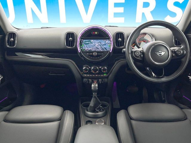 MINI COOPER D CROSSOVER