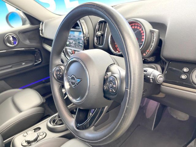 MINI COOPER D CROSSOVER