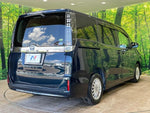 VOXY HYBRID