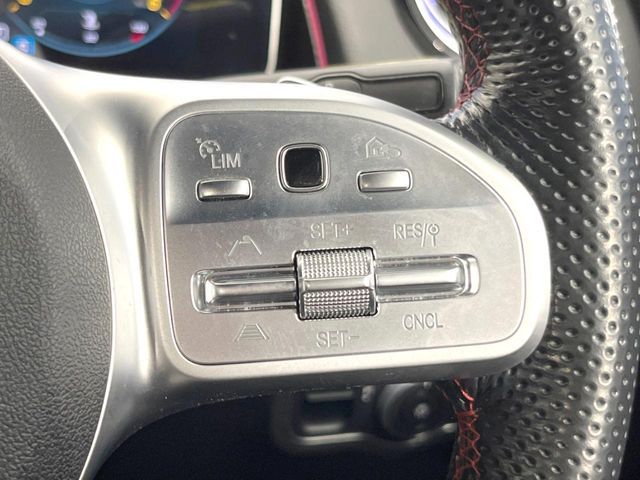 MERCEDES BENZ GLB