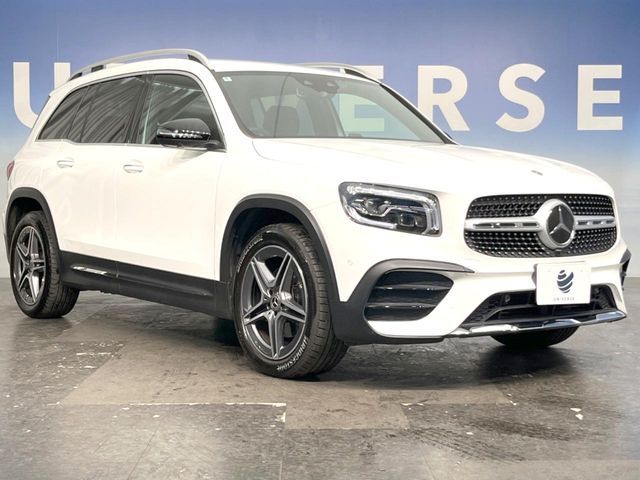 MERCEDES BENZ GLB