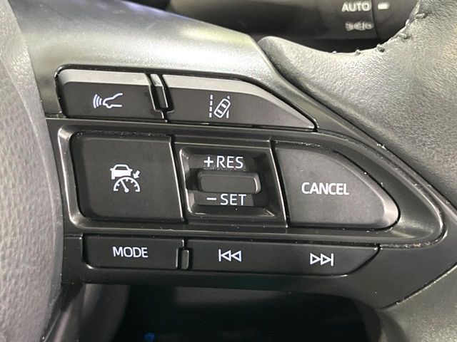 YARIS CROSS HYBRID
