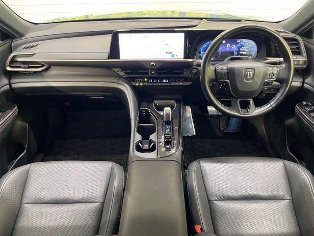 CROWN SPORT