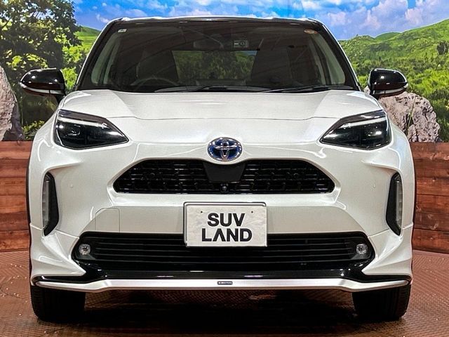 YARIS CROSS HYBRID