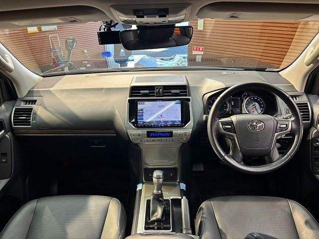 LANDCRUISER PRADO