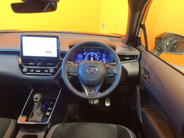 COROLLA CROSS HYBRID