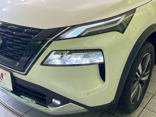 X-TRAIL HYBRID 4WD