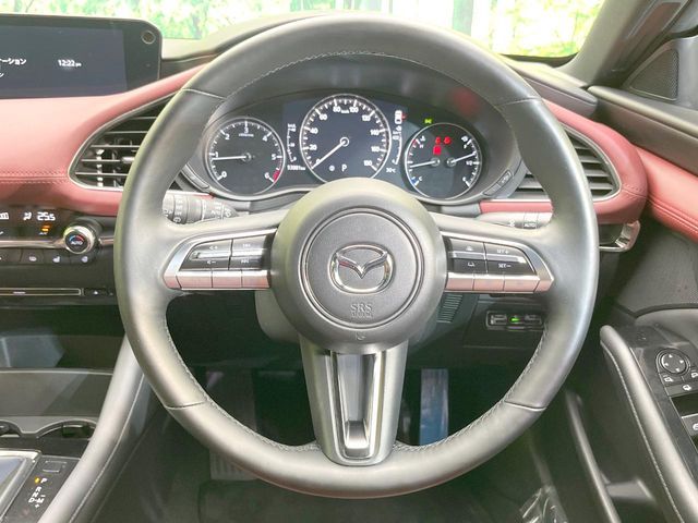 MAZDA3 FASTBACK