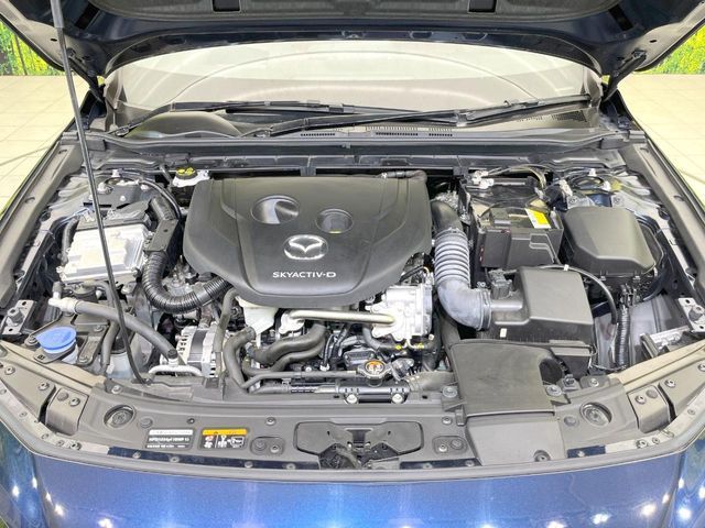 MAZDA3 FASTBACK