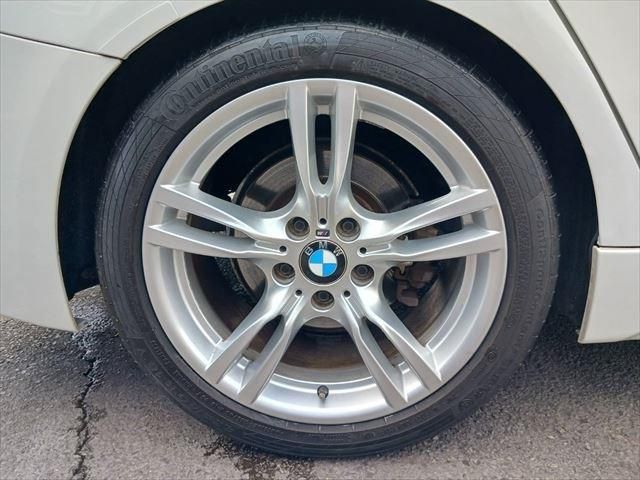 BMW 3 Series sedan