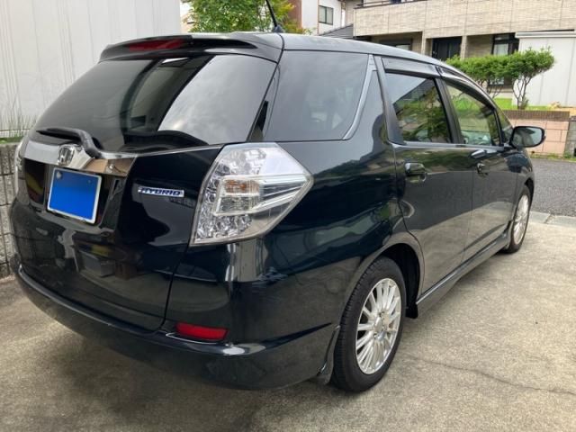 FIT SHUTTLE HYBRID