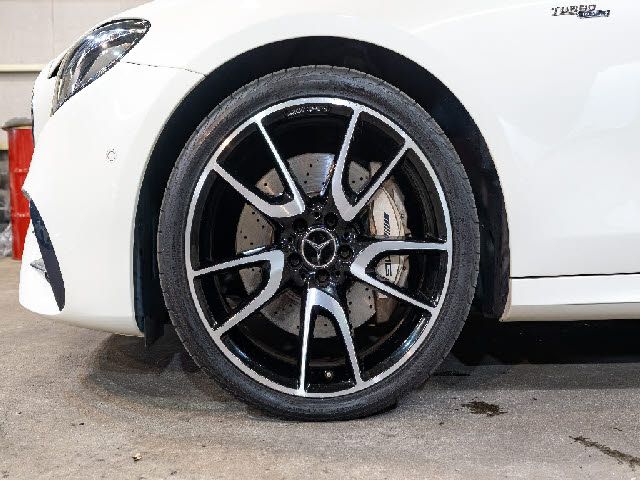 MERCEDES AMG E class sedan HYBRID