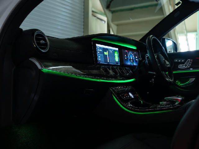 MERCEDES AMG E class sedan HYBRID