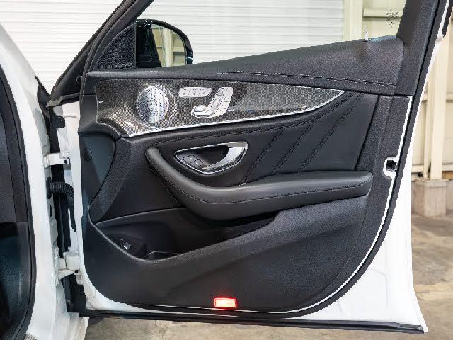 MERCEDES AMG E class sedan HYBRID