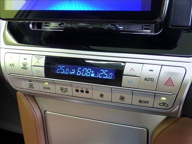 LANDCRUISER PRADO