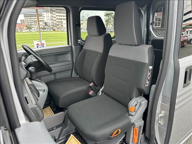 N-VAN