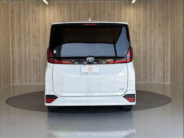 NOAH HYBRID