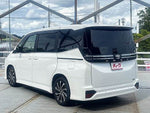 VOXY HYBRID