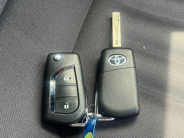 YARIS HYBRID