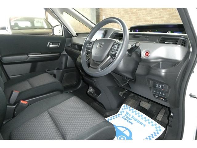 FREED plus 4WD