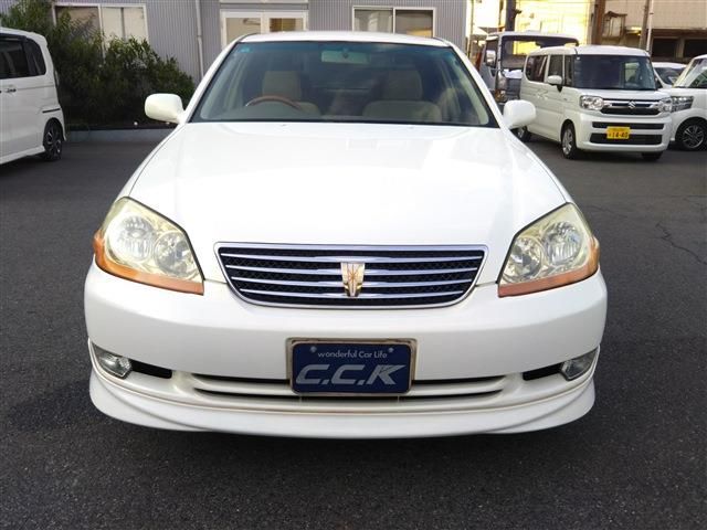 MARK2 sedan