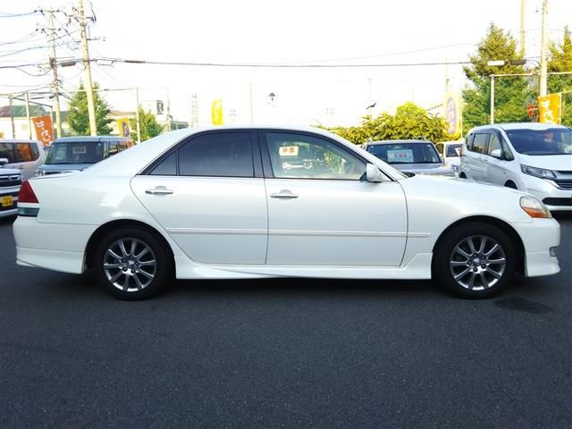 MARK2 sedan