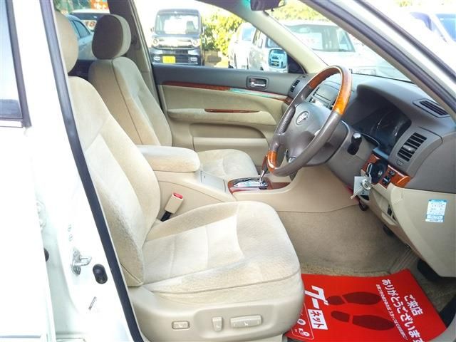 MARK2 sedan
