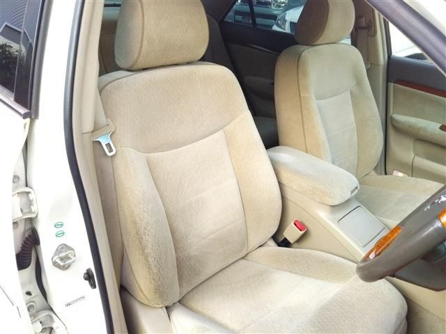 MARK2 sedan